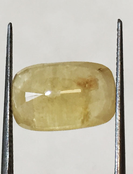 8.08 ct/9.00 ratti Natural Certified Ceylon Pukhraj/Yellow Sapphire